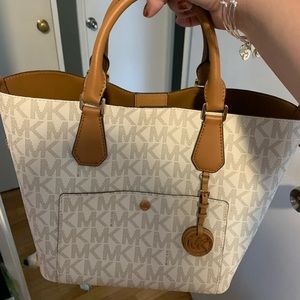 Michael Kors Trista large grab tote